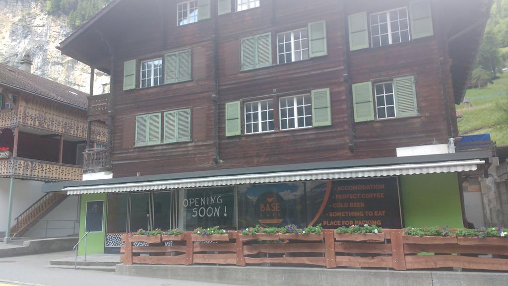 Ferienwohnung Base Cafe Lauterbrunnen Exterior foto