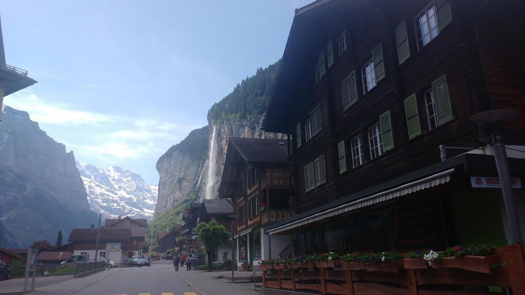 Ferienwohnung Base Cafe Lauterbrunnen Exterior foto
