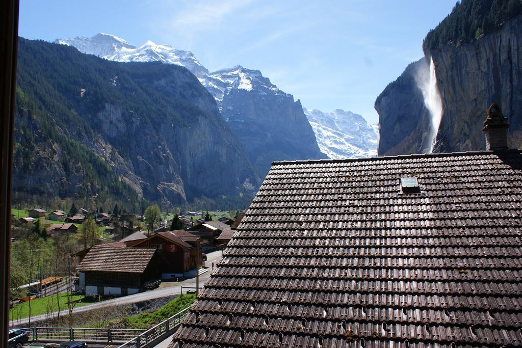 Ferienwohnung Base Cafe Lauterbrunnen Exterior foto