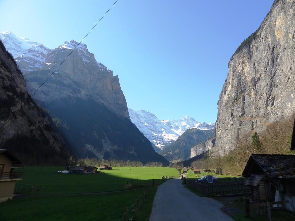 Ferienwohnung Base Cafe Lauterbrunnen Exterior foto
